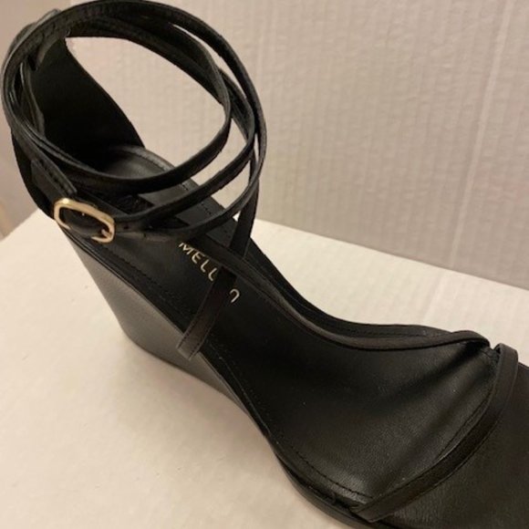 NOW ONLY $60.00 - TAMARA MELLON SANDALS (size 38 1/2 Italy / 8 US) - Picture 4 of 10